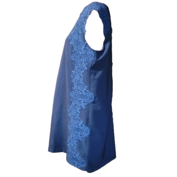 Maggie London Navy Dress. Lace & Back Zipper. Size 14. Great used condition. - Picture 4 of 5